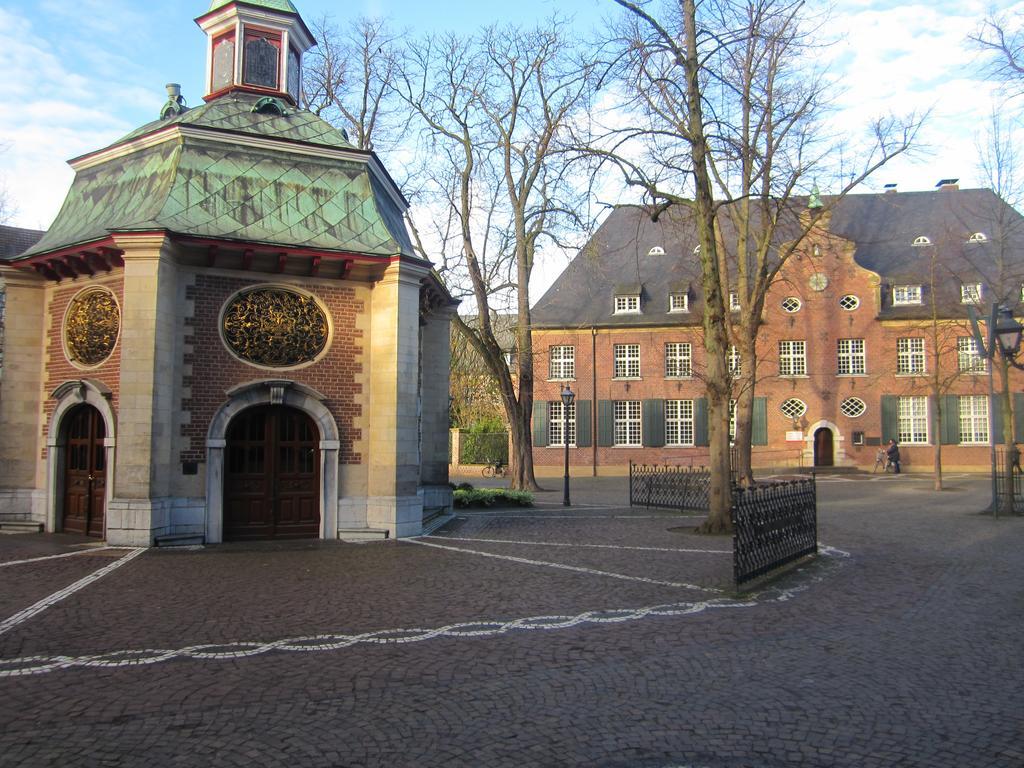 Stadthotel Am Buehnenhaus Kevelaer Eksteriør billede
